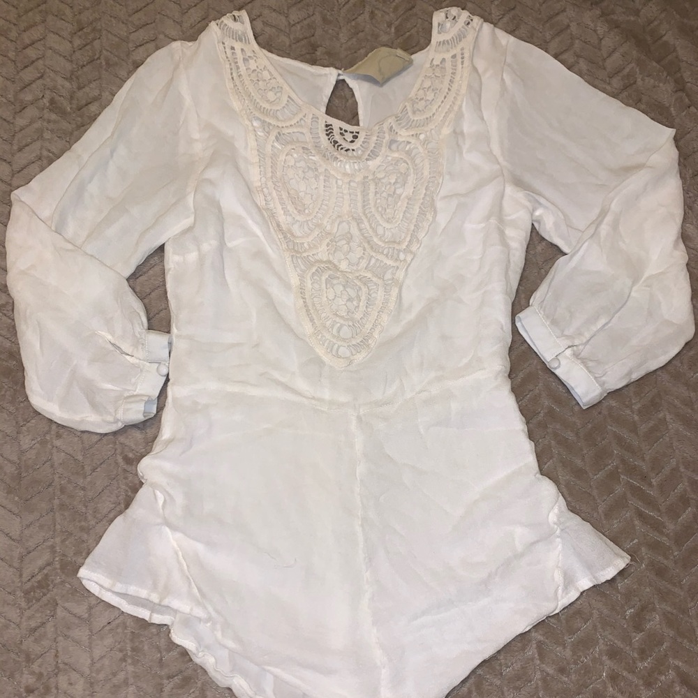 Women’s white dressy bodysuit